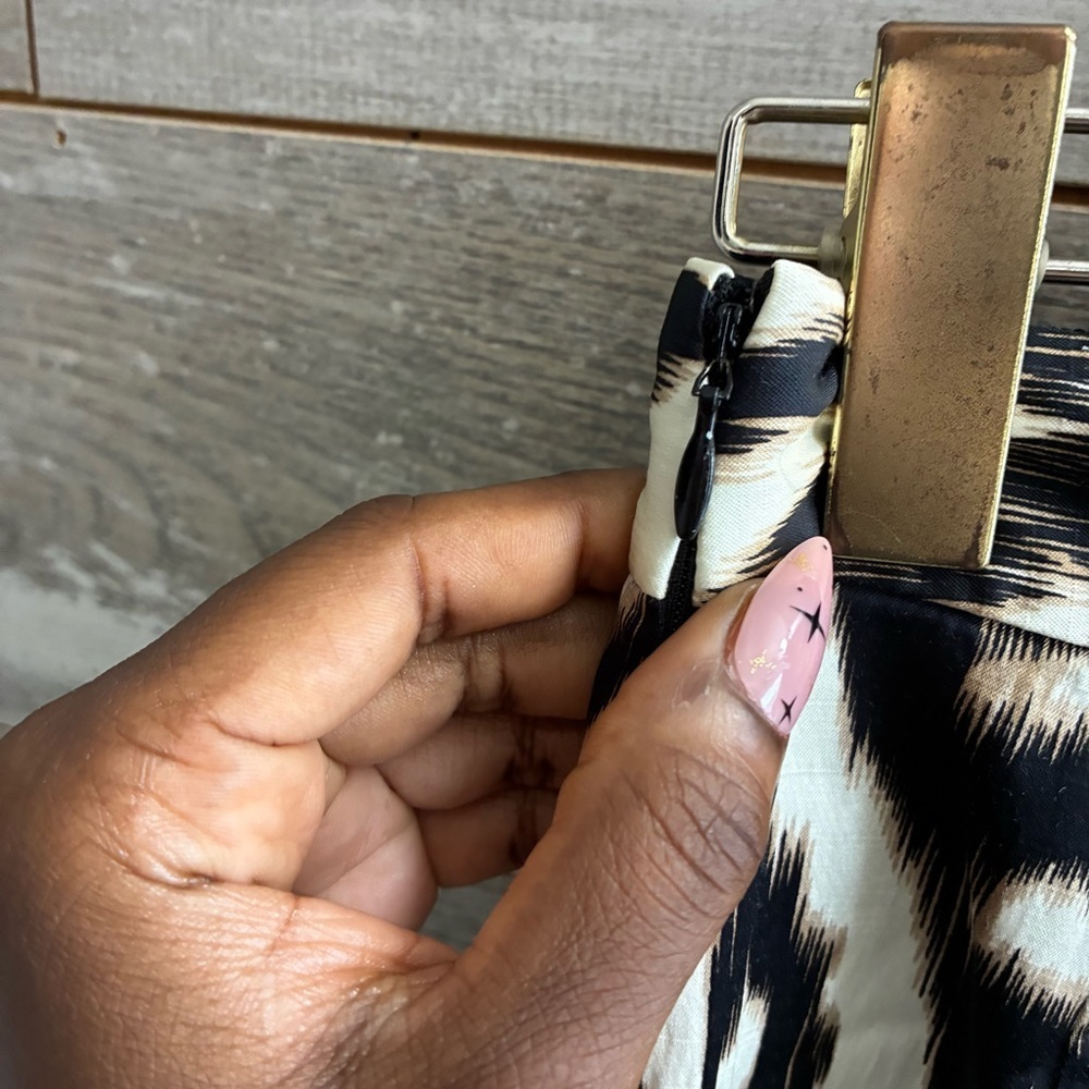 Ann Taylor animal print pencil skirt - Picture 9 of 9